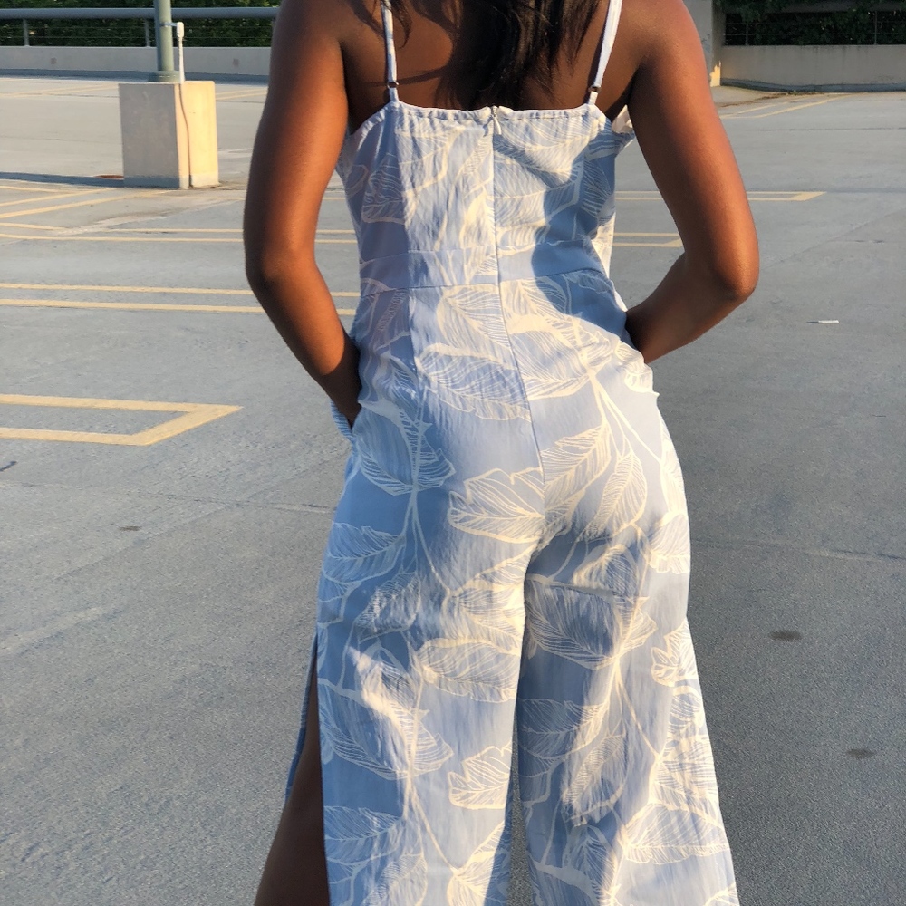 Jumpsuit - Picture 3 of 8